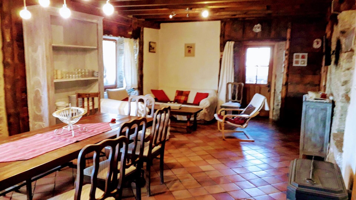 Targassonne Cottage | Abaynat: self catering 10 people near Font Romeu