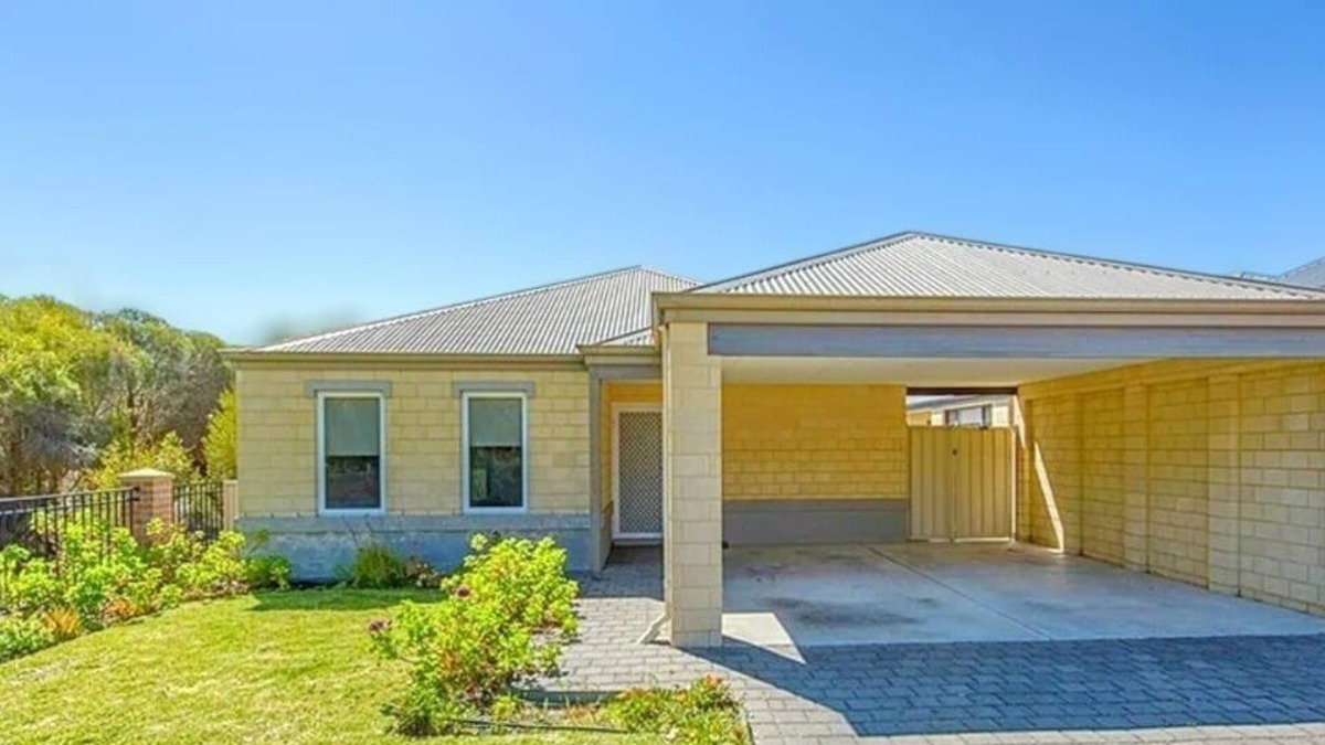 Abbey House | Abbey Beach House, family friendly retreat!