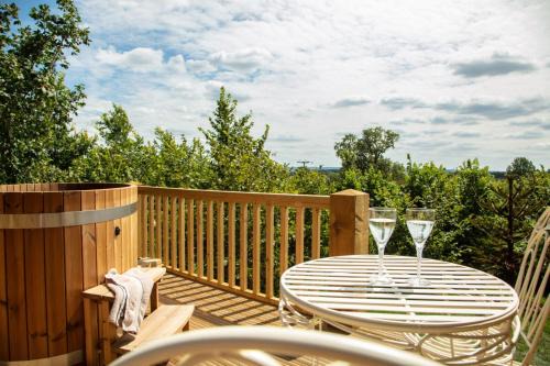 Thame House | Abbey Farm Glamping & Cottage