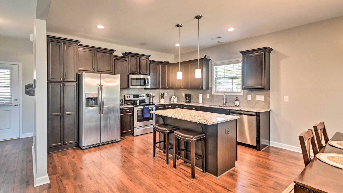 Aberdeen House | Aberdeen Getaway < 6 Mi to Pinehurst Resort!