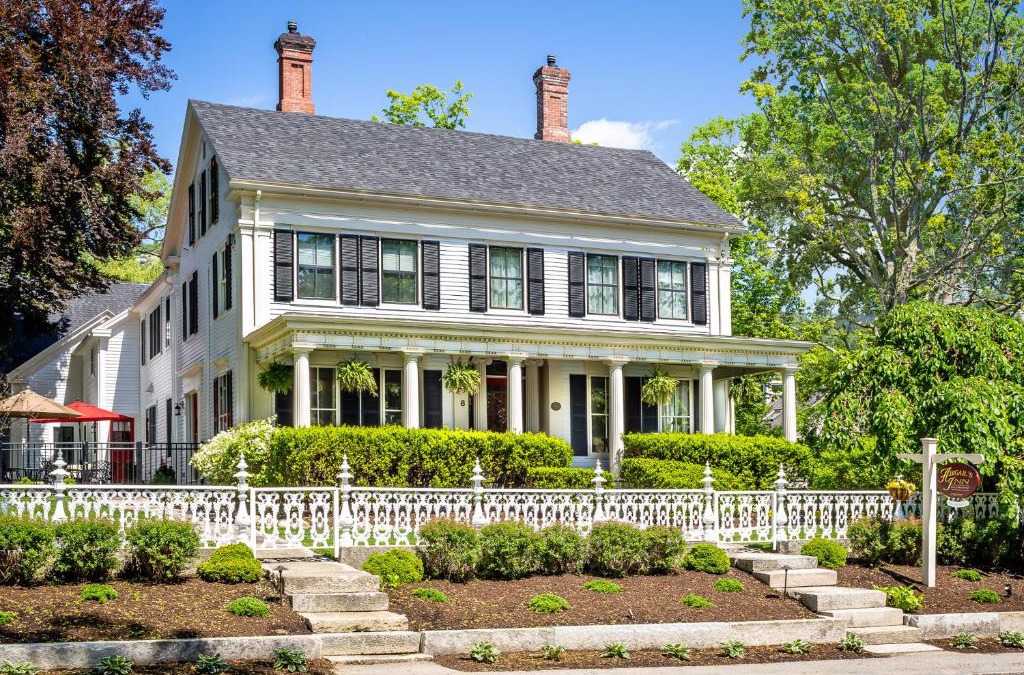 Camden Bed & Breakfast | Abigail's Inn