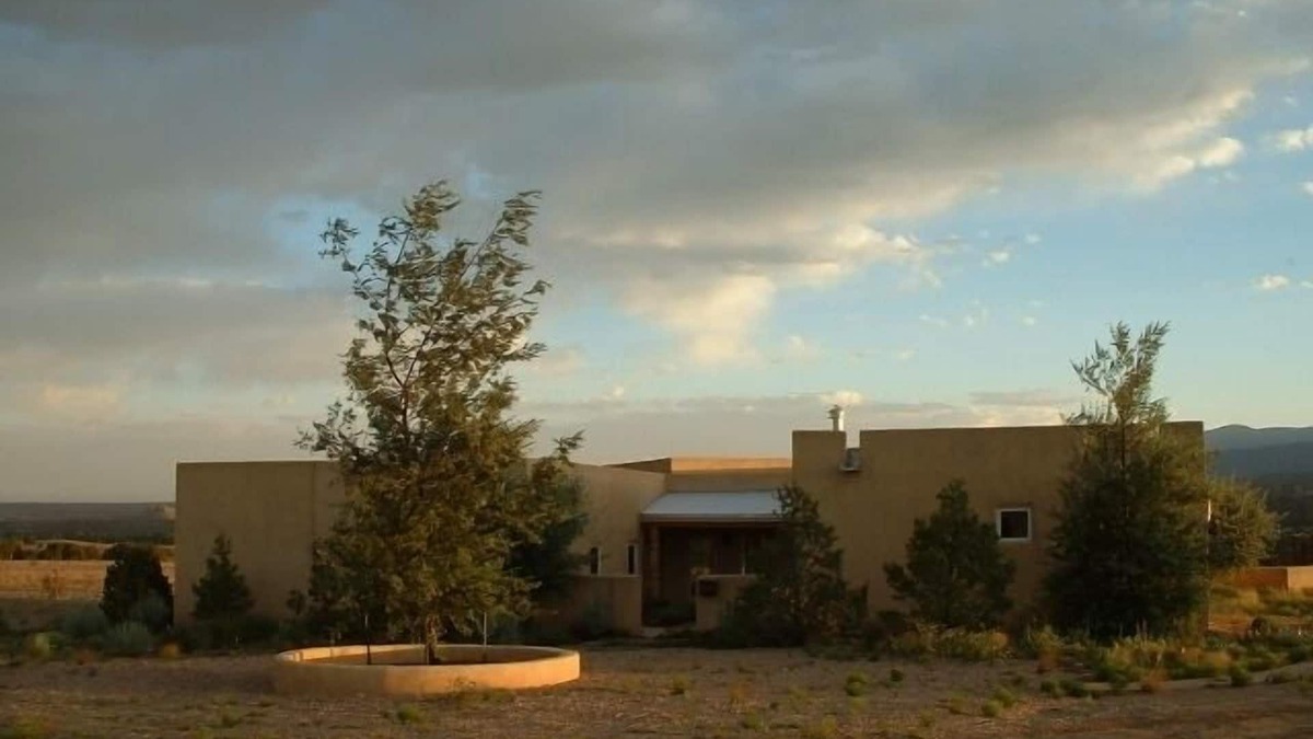 Medanales House | Abiquiu on the Mesa/ Designer Adobe Deluxe Vacation Home.
