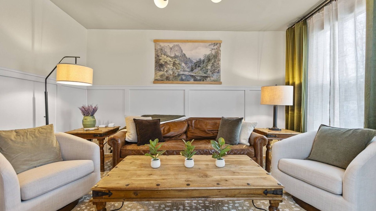 Newark House | Abode 81 in Newark Ohio