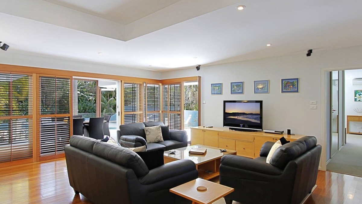 Ewingsdale House | Abode at Byron - private hideaway with 17m pool