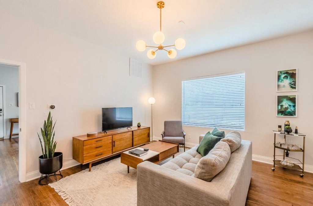 Cedars Apartment | Abode Dallas - The Cedars Downtown