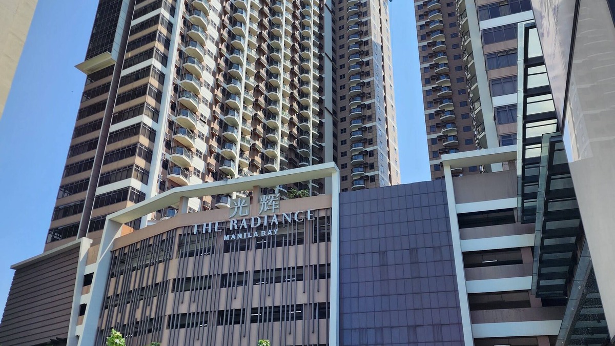 Paco Condo | Abode @The Radiance Manila Bay. Your home away from home.
