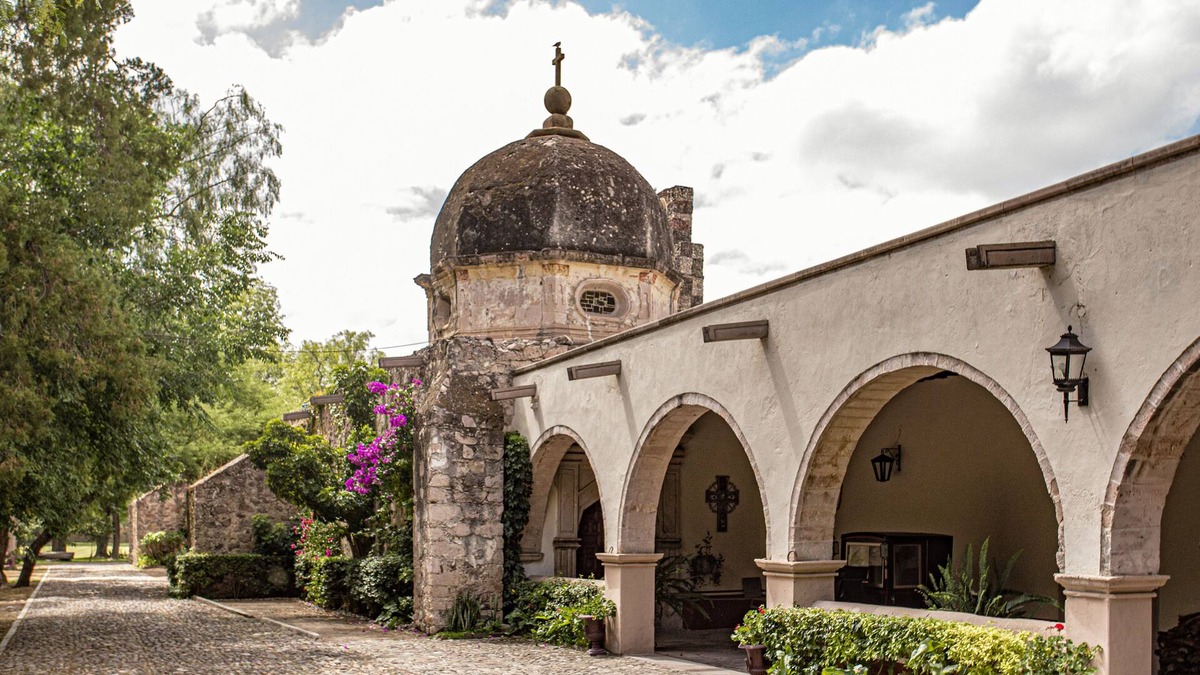 El Marques House | Above Meson I Wedding Perfection I Luxury I Historical & Incredible