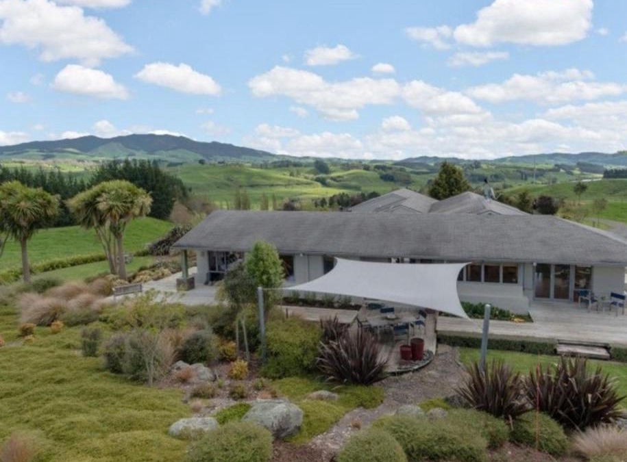 Karapiro Apartment | Above the River Karapiro Bed & Breakfast