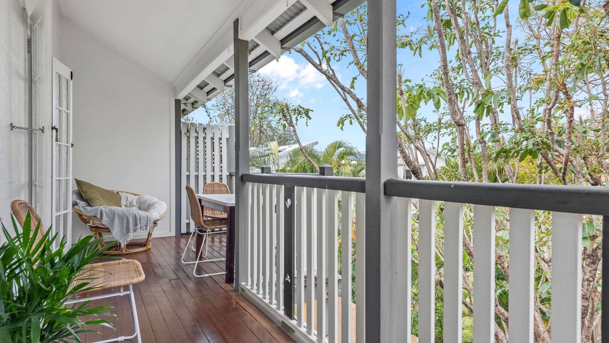 New Farm Apartment | Abracadabra! ~ 1Bed/1Bath/Balconies ~ New Farm