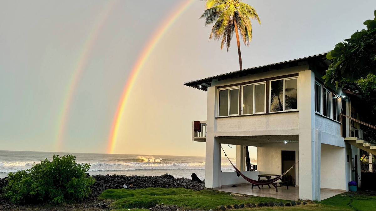 Playa San Blas House | Absolute Ocean Front Studio Loft. In the heart of Surf City