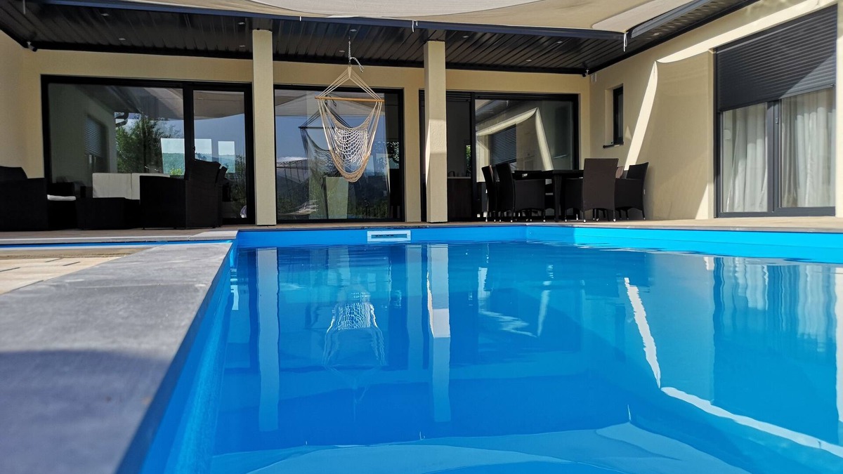 Bihac Villa | Absolutely private right at the foot of the national park