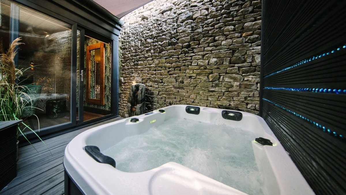 Kirkby Lonsdale Bed & Breakfast | Absoluxe Suites