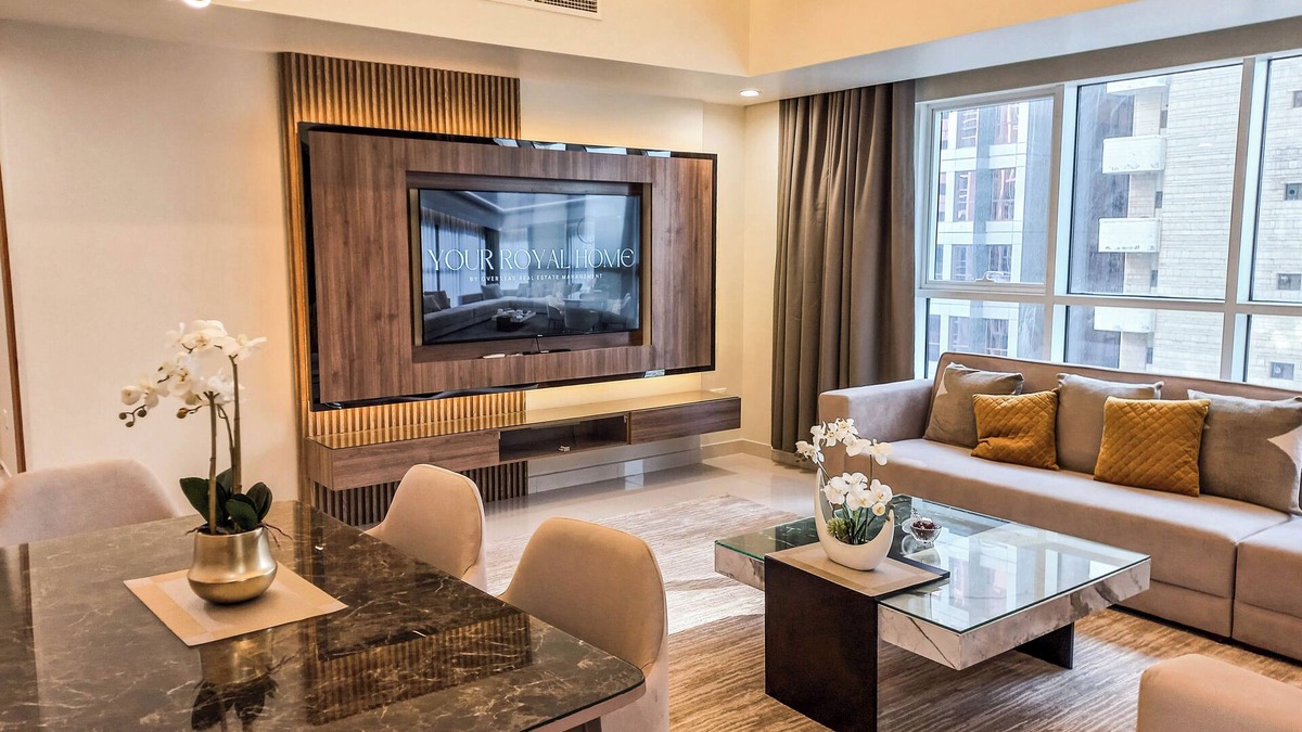 Al Danah Apartment | Abu Dhabi Royal Home, Family Apartment, Beach View
