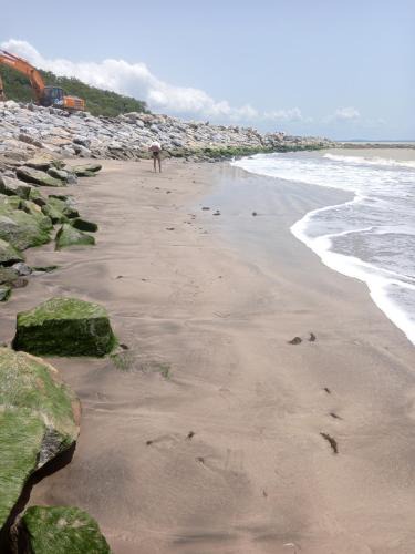 Akyinim Resort | Abuesi Beach Resort