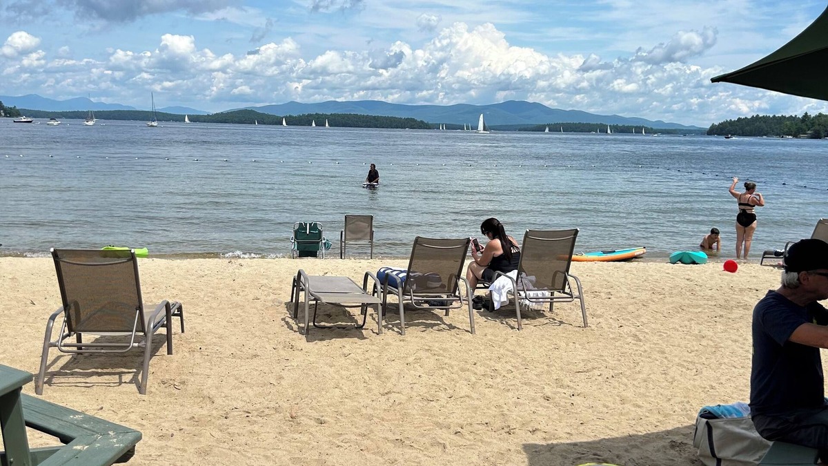 Gilford Resort | Abut BNH Pavilion private beach pool ground level internet queen bed & sofa bed