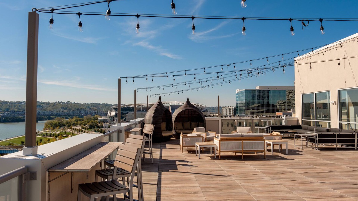 Central Business District Hotel | AC Hotel by Marriott Cincinnati at The Banks