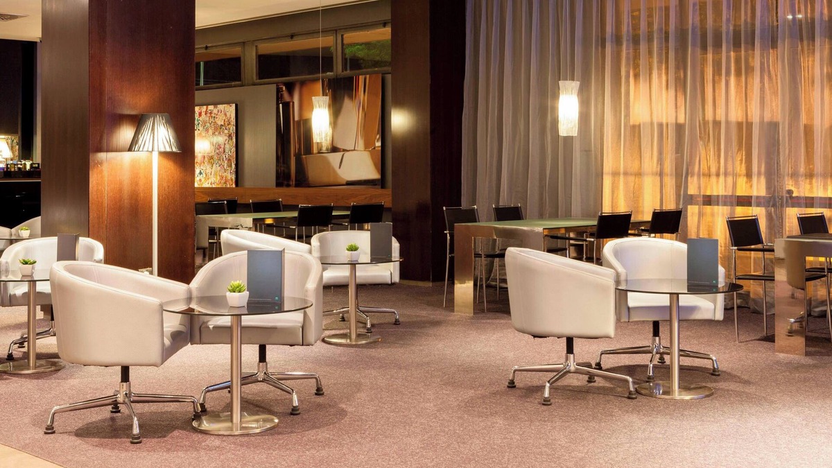 Rejas Hotel | AC Hotel by Marriott Madrid Airport