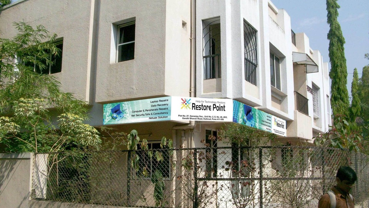 Kothrud House | AC Studio Room ! Comfortable stay in heart of city!