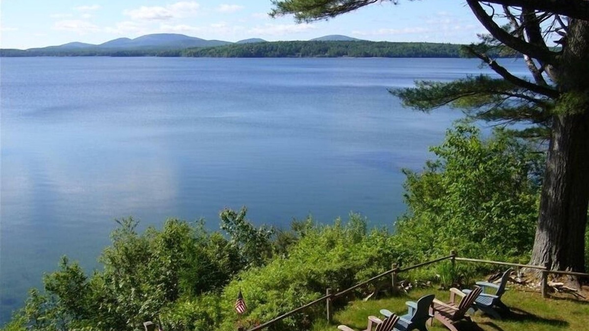 Lamoine House | Acadia National Park-Bar Harbor-Oceanfront-Views of Cadillac Mountain-Pets ok