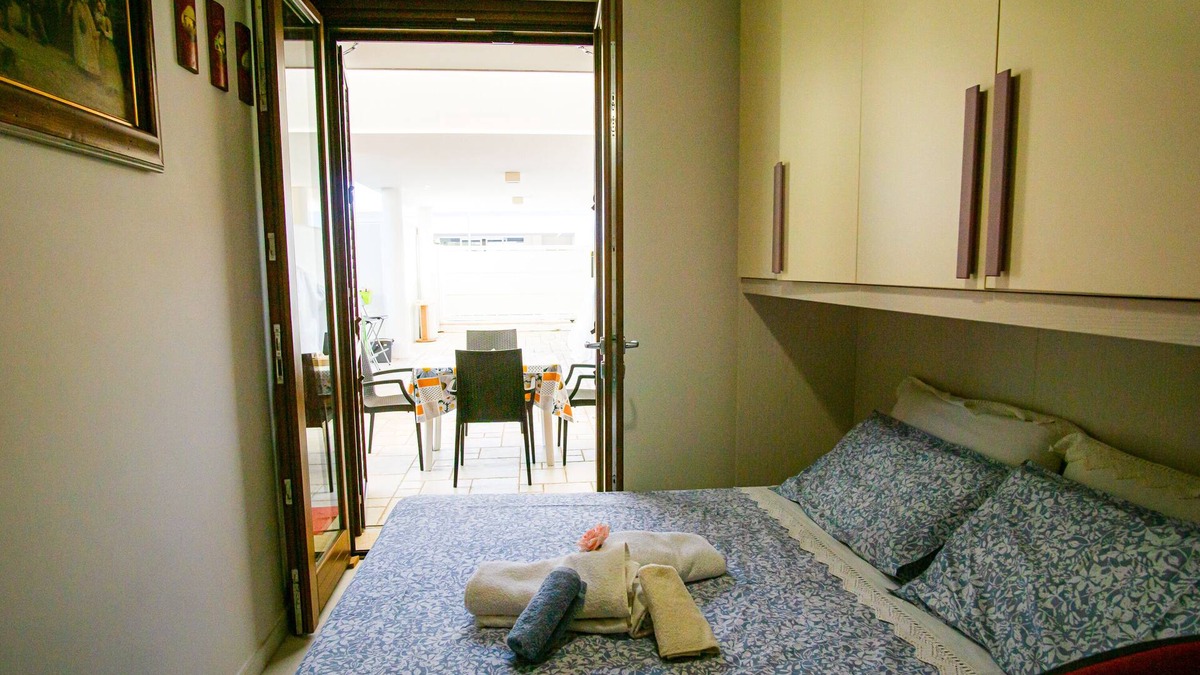 Bisceglie Bed & Breakfast | Access room