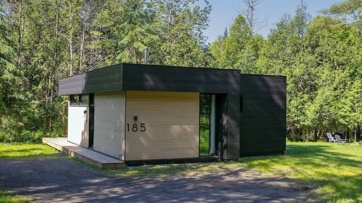Stanstead Township Ski Chalet | Access to Lake Memphremagog - Spa - Sauna