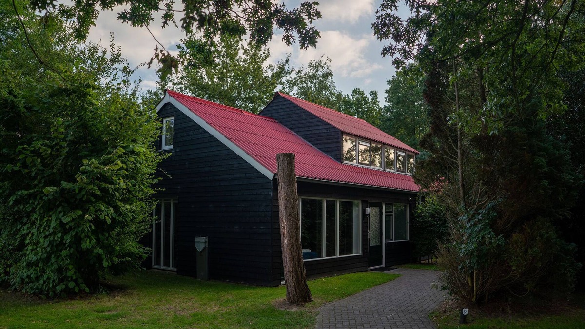 Midlaren House | Accessible Villa on the Lake
