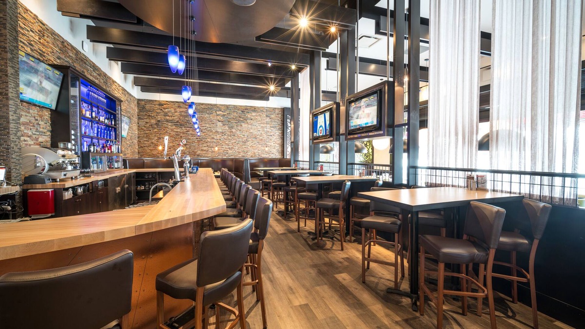 Calgary Hotel | Acclaim Hotel By CLIQUE