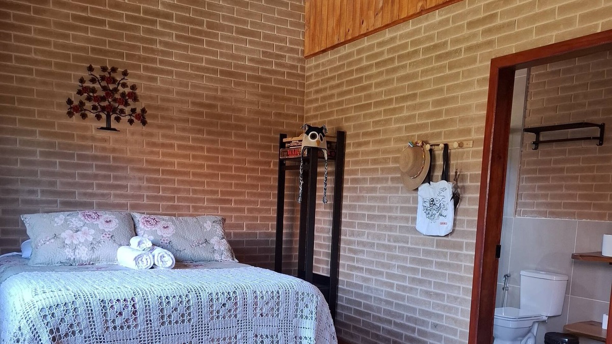 Divino de Sao Lourenco Cabin | Accommodation at the Casa do Chapéu Caparaó - Lua Cabin - Penha Heritage