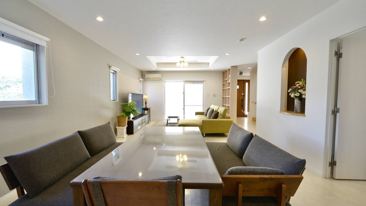 Enobi House | Accommodates up to 12 people Enjoy a relaxing time in Okinawa with two families friends and family/Uruma Okinawa