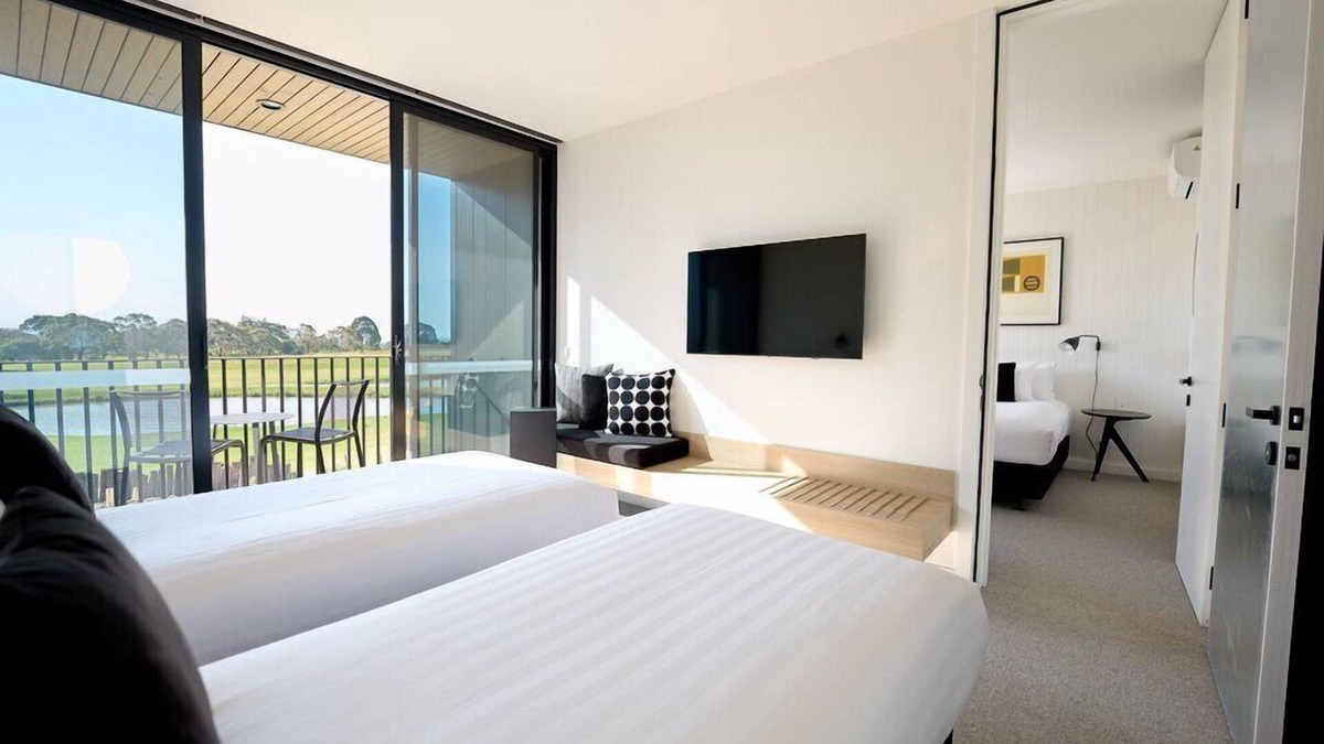 Curlewis Hotel | Accommodation at Curlewis
