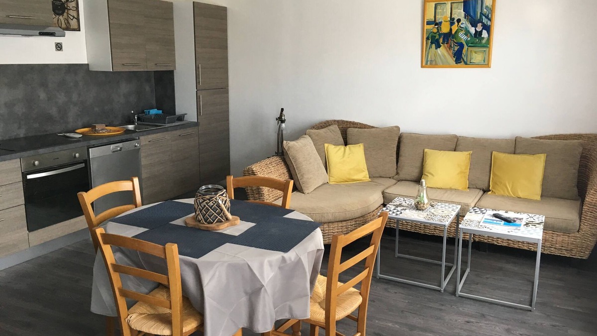 Brignogan-Plage Apartment | Accommodation classified 3 stars 250 m from the beaches