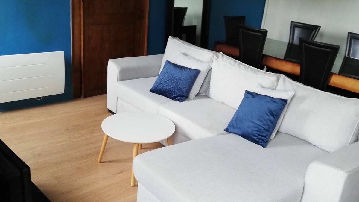 Cande Apartment | Accommodation Candé center✰3 beds✰kitchen✰salon✰wifi