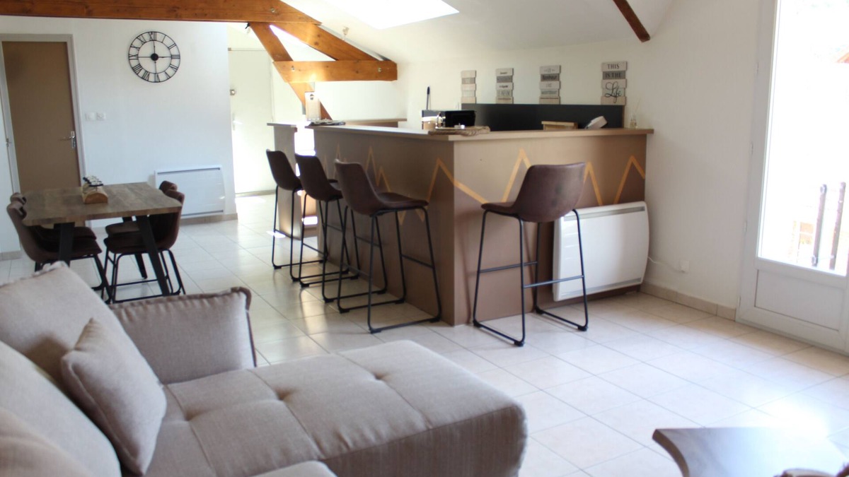 Folembray Apartment | Accommodation for 6 people in FOLEMBRAY 02670