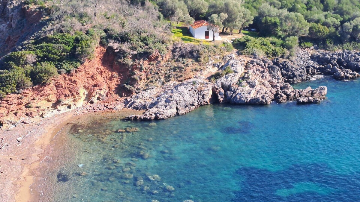 Stagira-Akanthos Cottage | Accommodation in front of the beach with unlimited sea views.