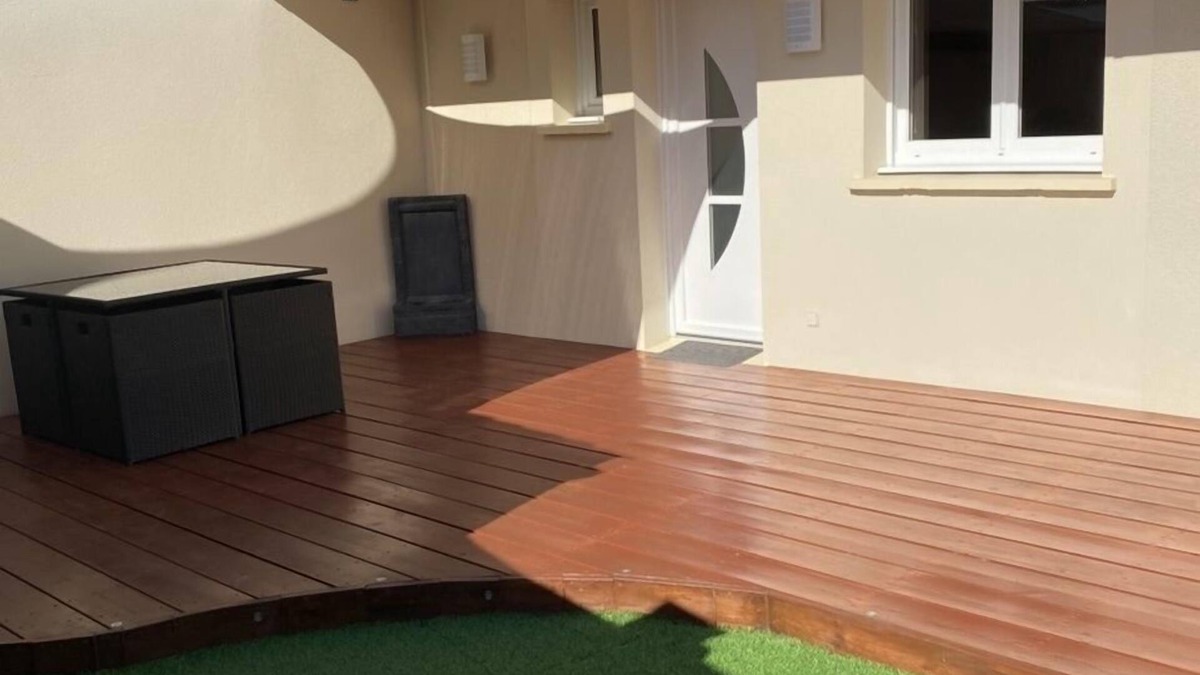 Arsac House | Accommodation with spa and private terrace