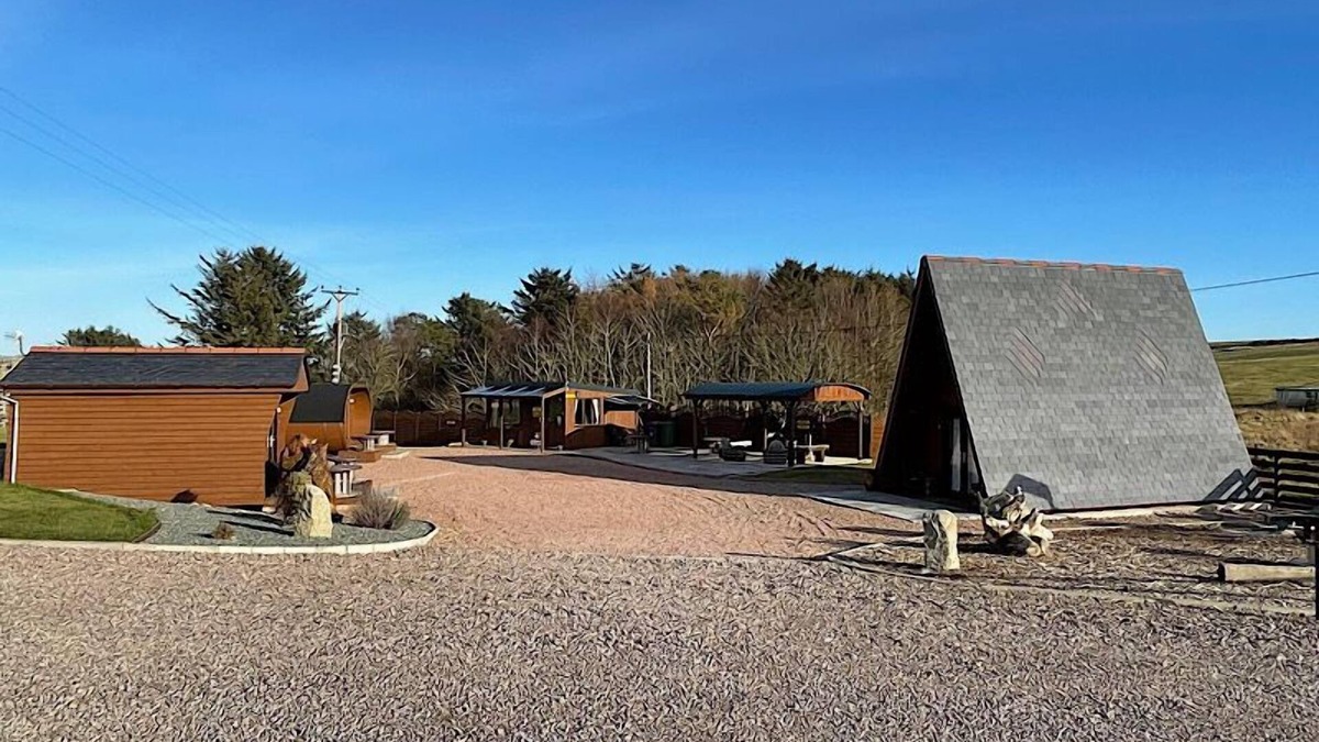 Fraserburgh House | Acdc Glamping, Campervan , Caravan and Tent Resort