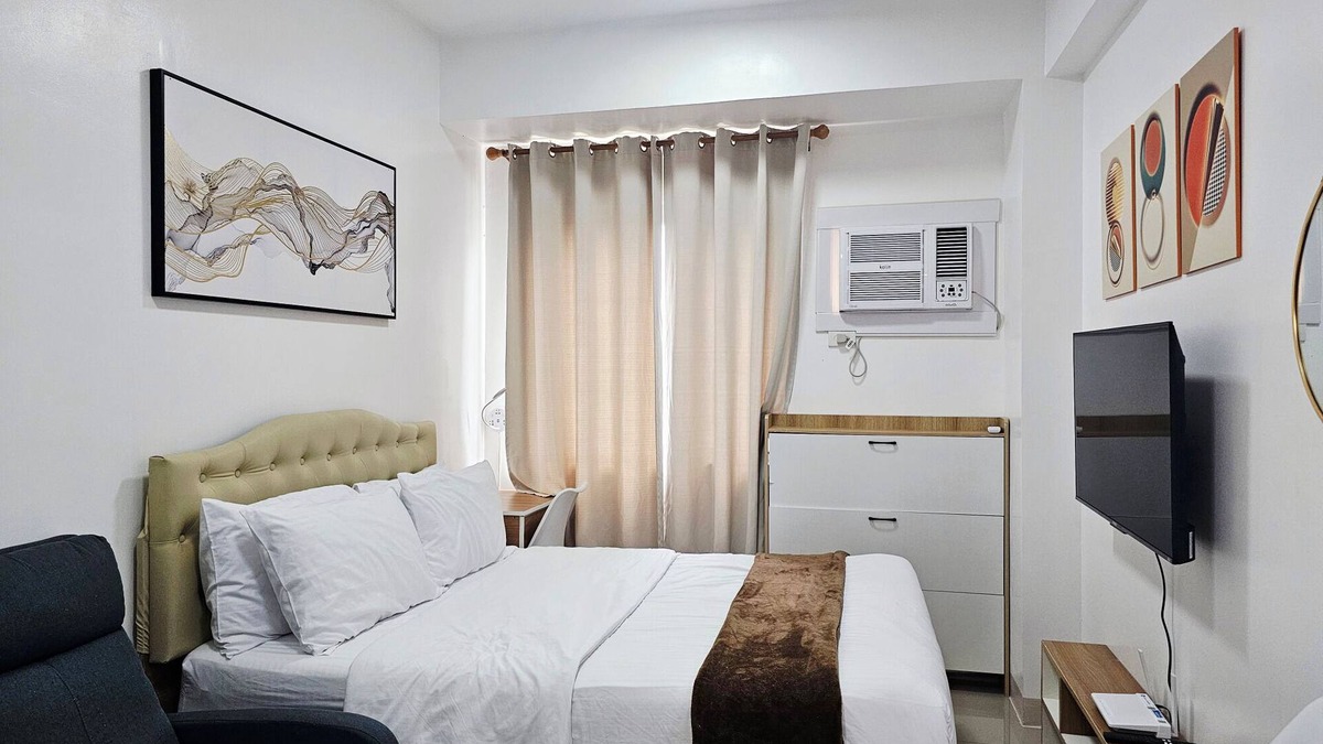 Dasmarinas Condo | Acellyne's Suites at Green 2 Residences