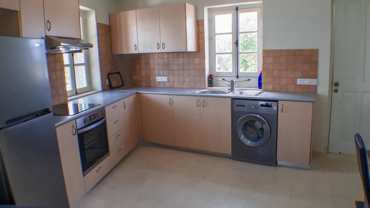 Polis Apartment | Achileos Court 1