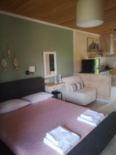 Paralia Skotinis Apartment | Achillion b&b