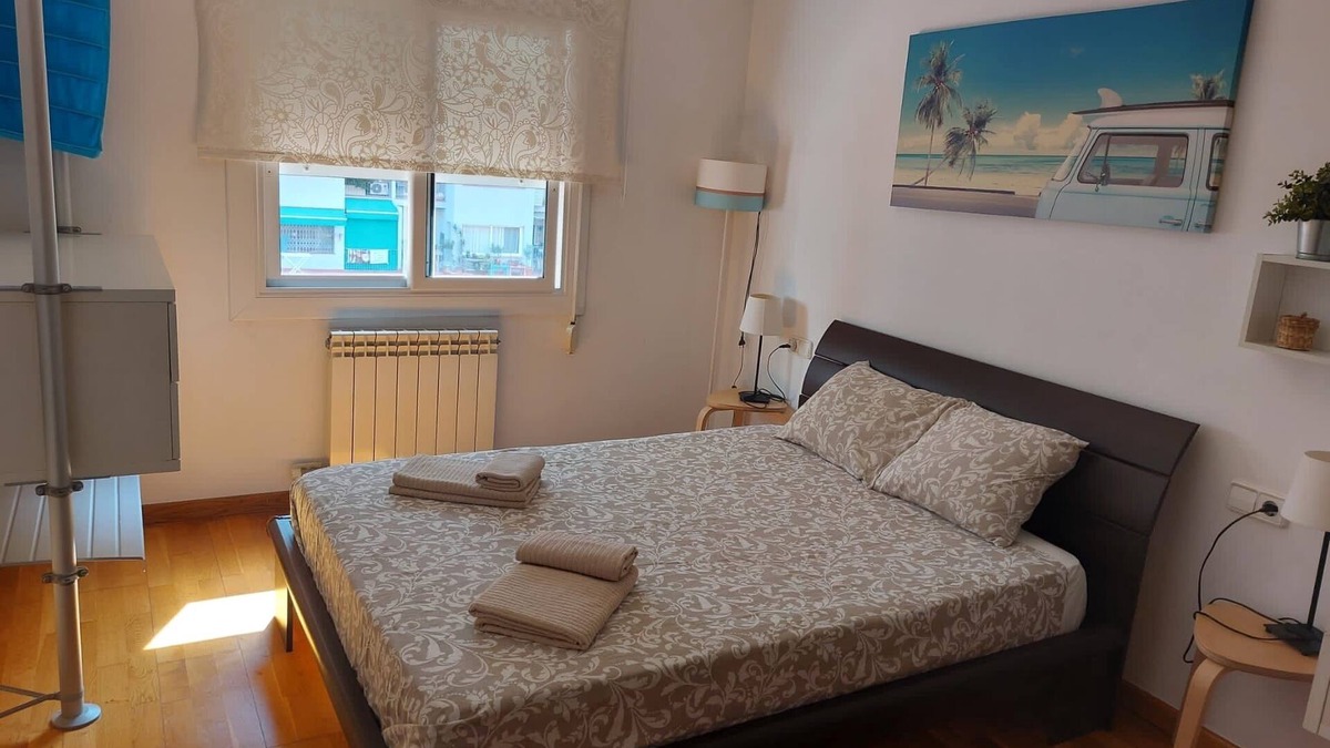 Sant Marti de Provencals House | Acogedor apartamento en barrio tranquilo cerca de la playa y de Sagrada Familia
