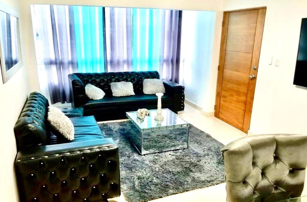 Licey al Medio Apartment | Acogedor apartment , seguridad las 24 horas , Cibao International Airport 8 minutos, Centro de Santiago 10 Minutos , Tamboril la capital mundial del cigarro 10 minutos