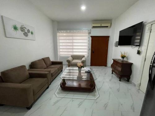Machala Apartment | Acogedor departamento planta baja # 1