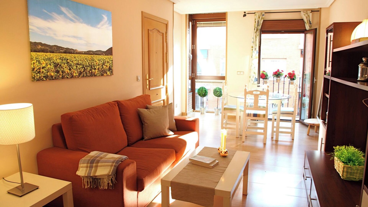 El Viso Apartment | Acogedor, Luminoso y Céntrico 2a