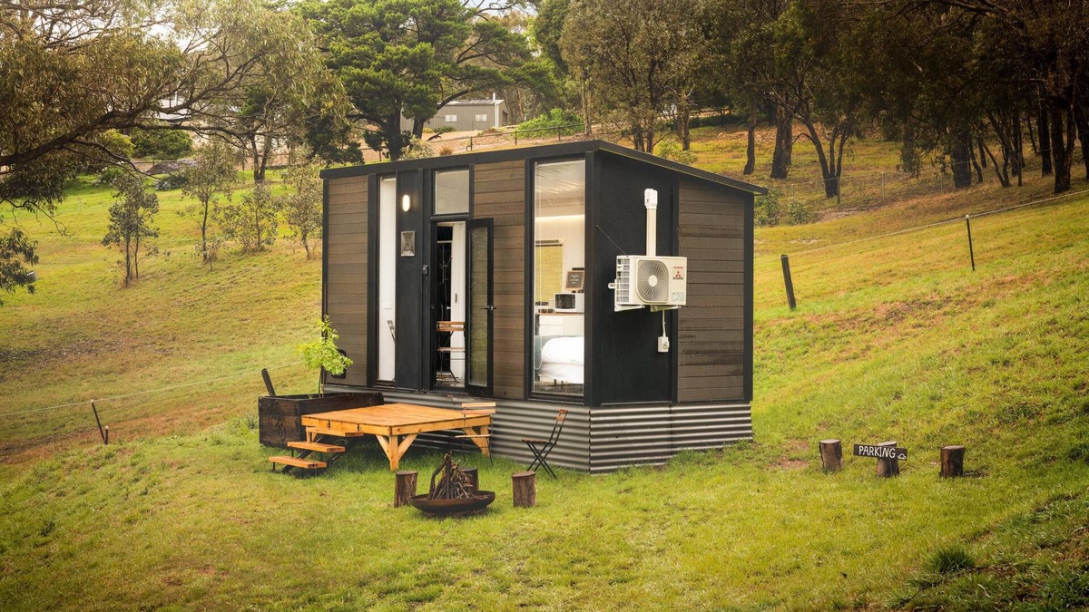 Kangaroo Ground House | Acre Away by Tiny Away