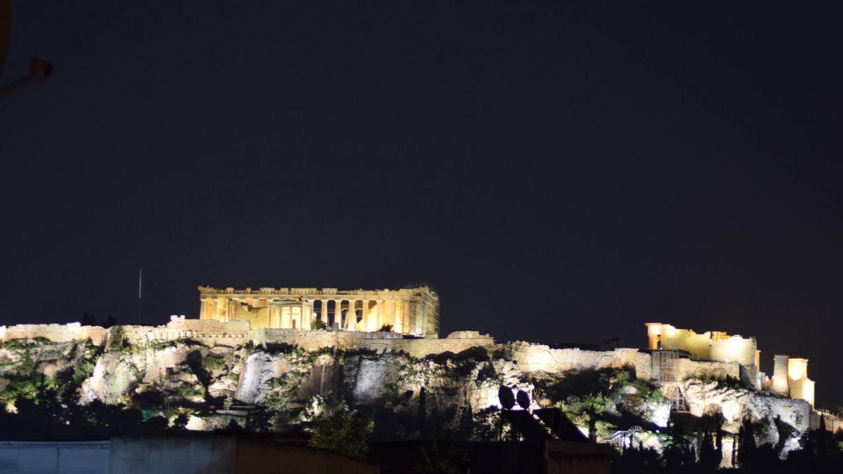 Psirri Apartment | Acropolis View Apartment in Central Athens – SQ1