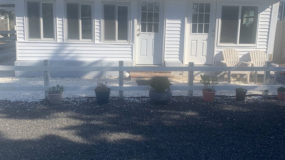 Fortescue Apartment | across 1block from the ocean