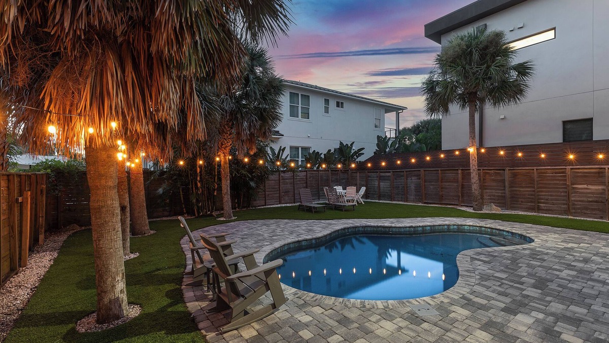 Horton Shores House | ☀️Across from beach-Private Pool-Barefoot Bungalow☀️