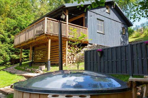 Lipnica House | ACTIVFARM DOMKI NA KASZUBACH Domek Piotruś