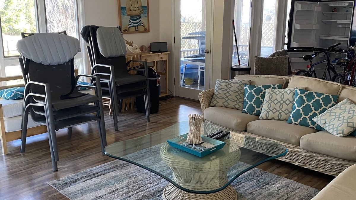 South Bethany Harbor House | Activities included up to $300 FREE PER WEEK! FREE DAILY ACTIVITIES! Charming 3 bedroom, 2 bath beach cottage located on the canal with a dock.