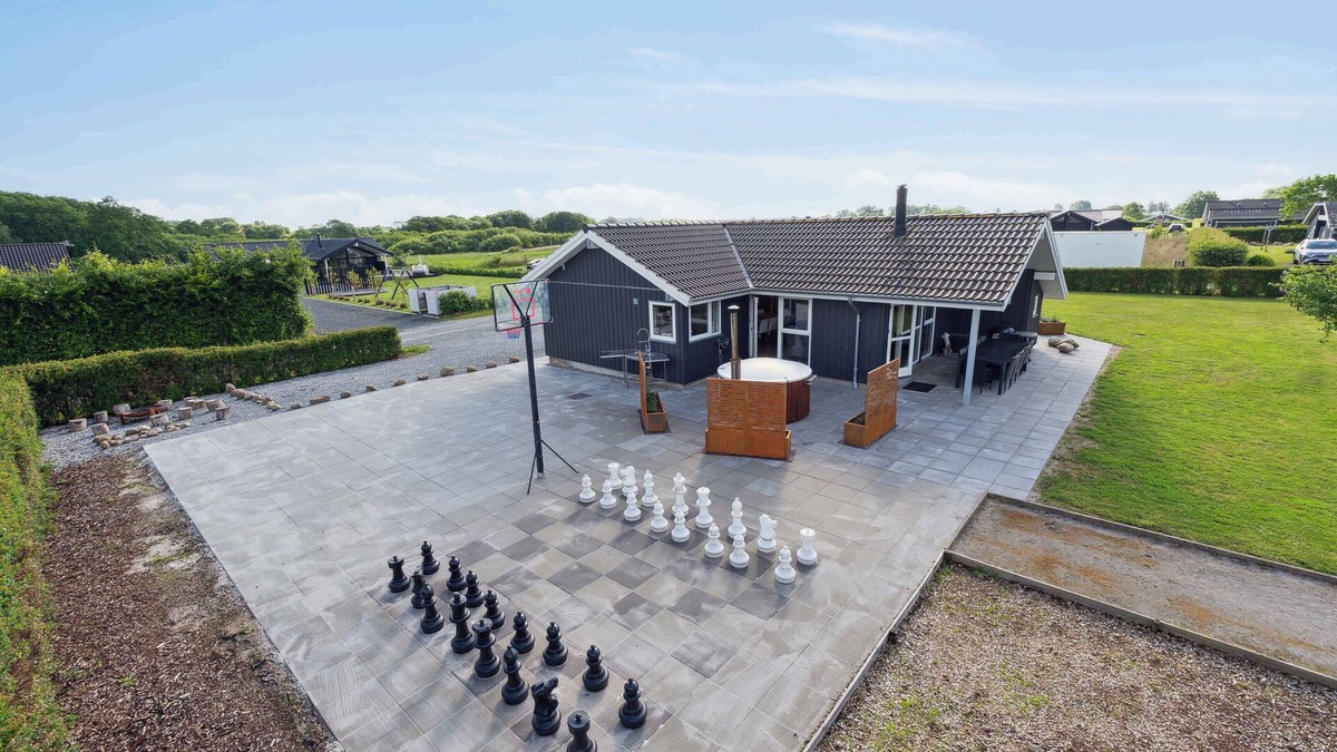 Flovt Strand House | Activity house - Flovt Strand, Haderslev
